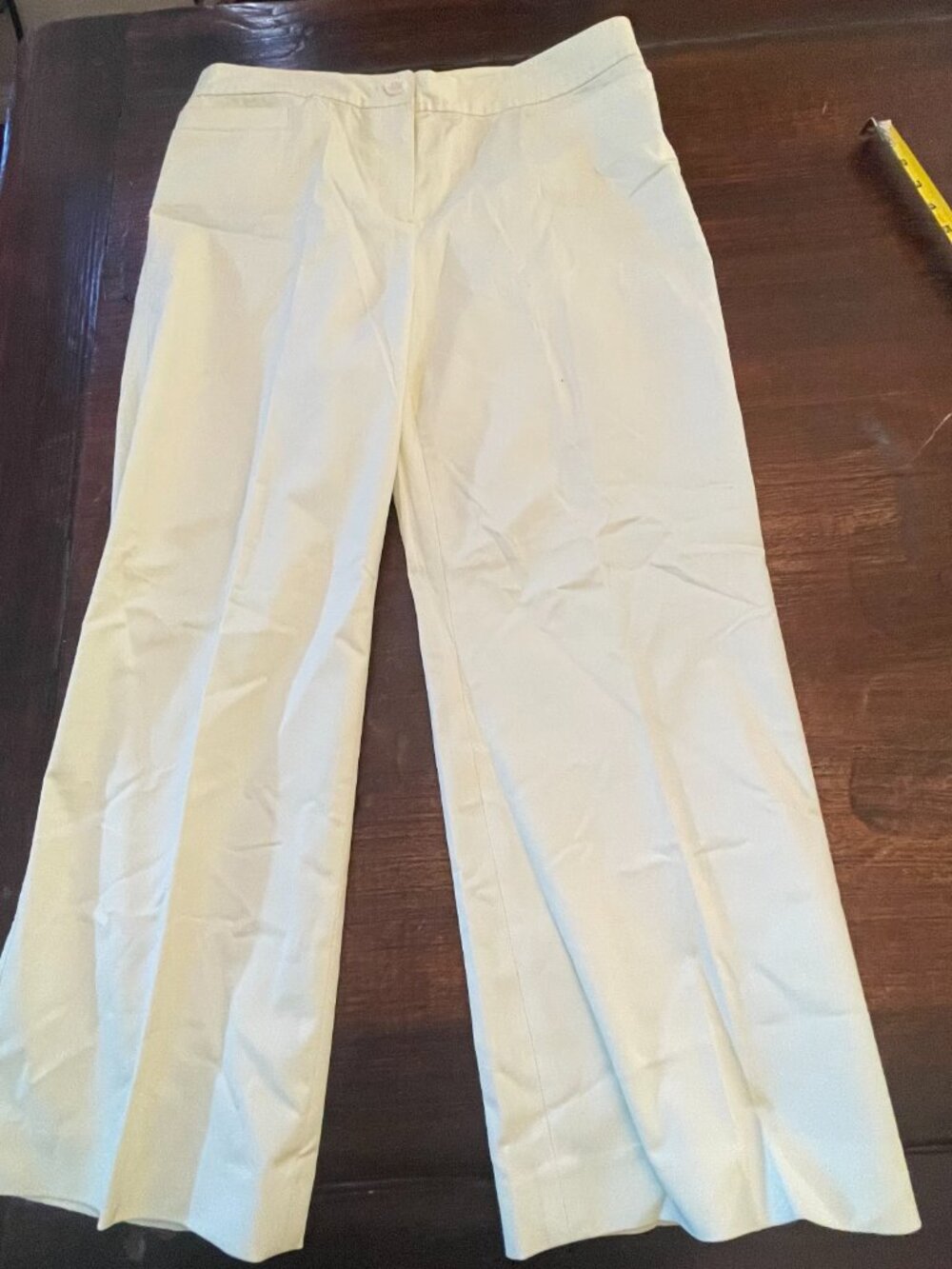 Ann Taylor Women's Light Green Crop Pants Curvy Fit Size 10 Cotton Blend